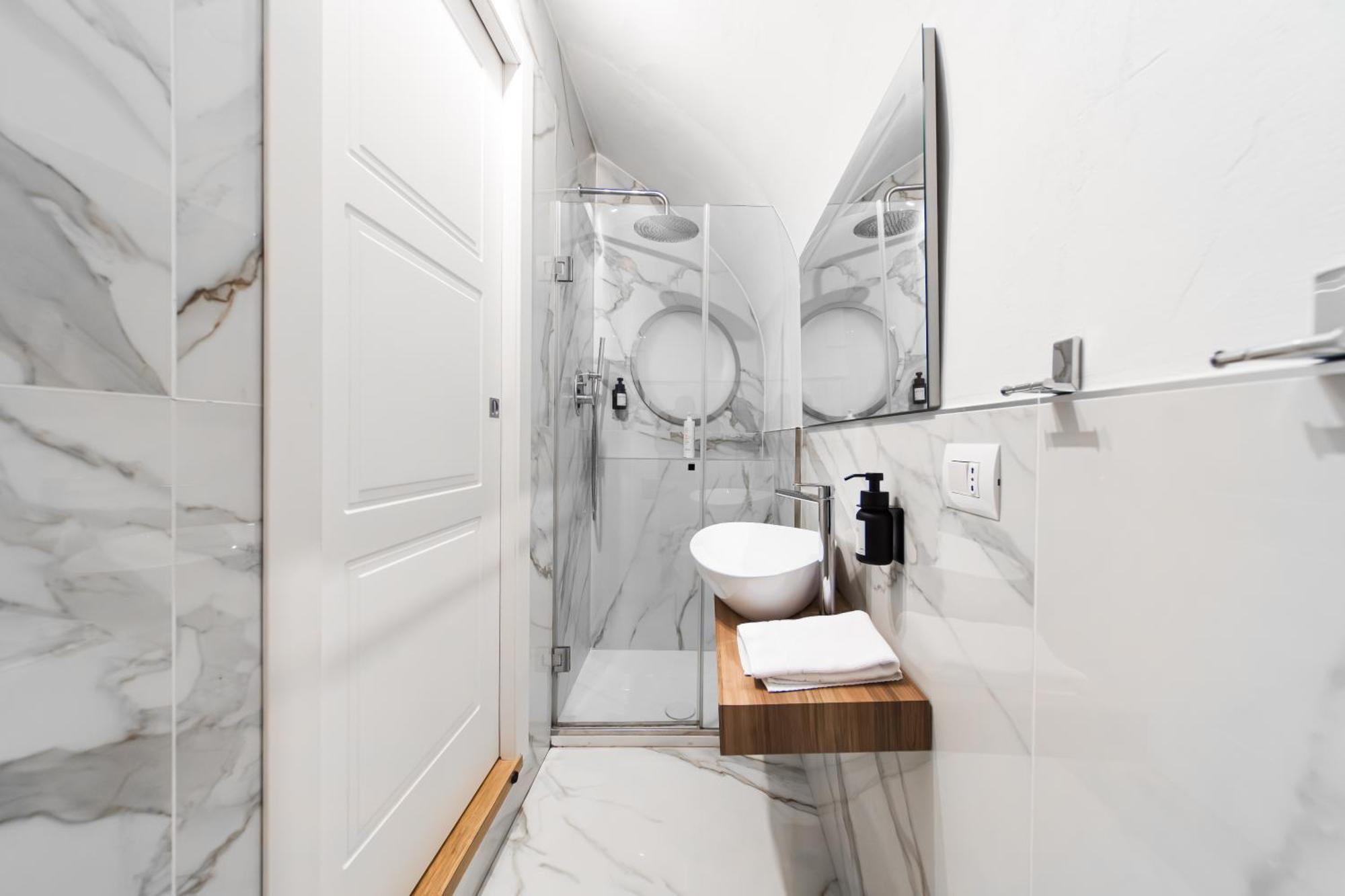 Lilli House - Suite In The Heart Of Bologna Esterno foto